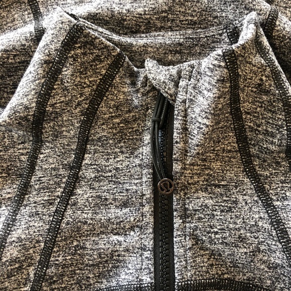 LULULEMON DEFINE JACKET HEATHERED BLACK SIZE 6 (AU 10) - Picture 9 of 12
